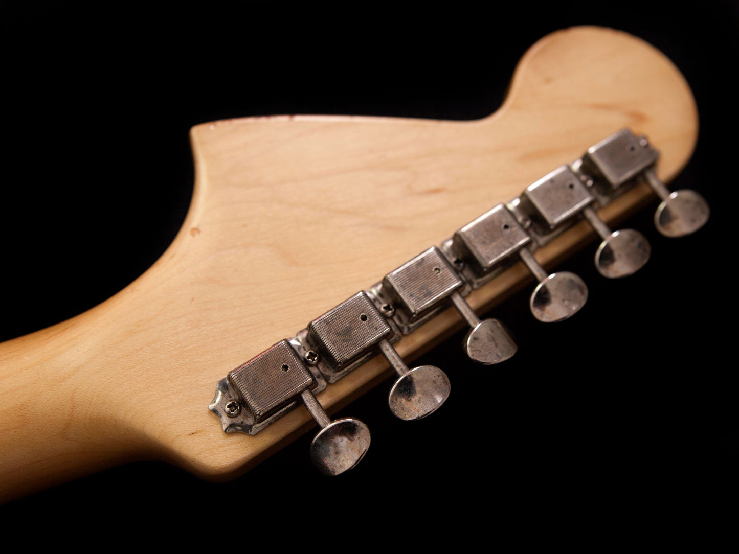 Charcoal Frost Jaguar Body & Allparts Neck GE0261
