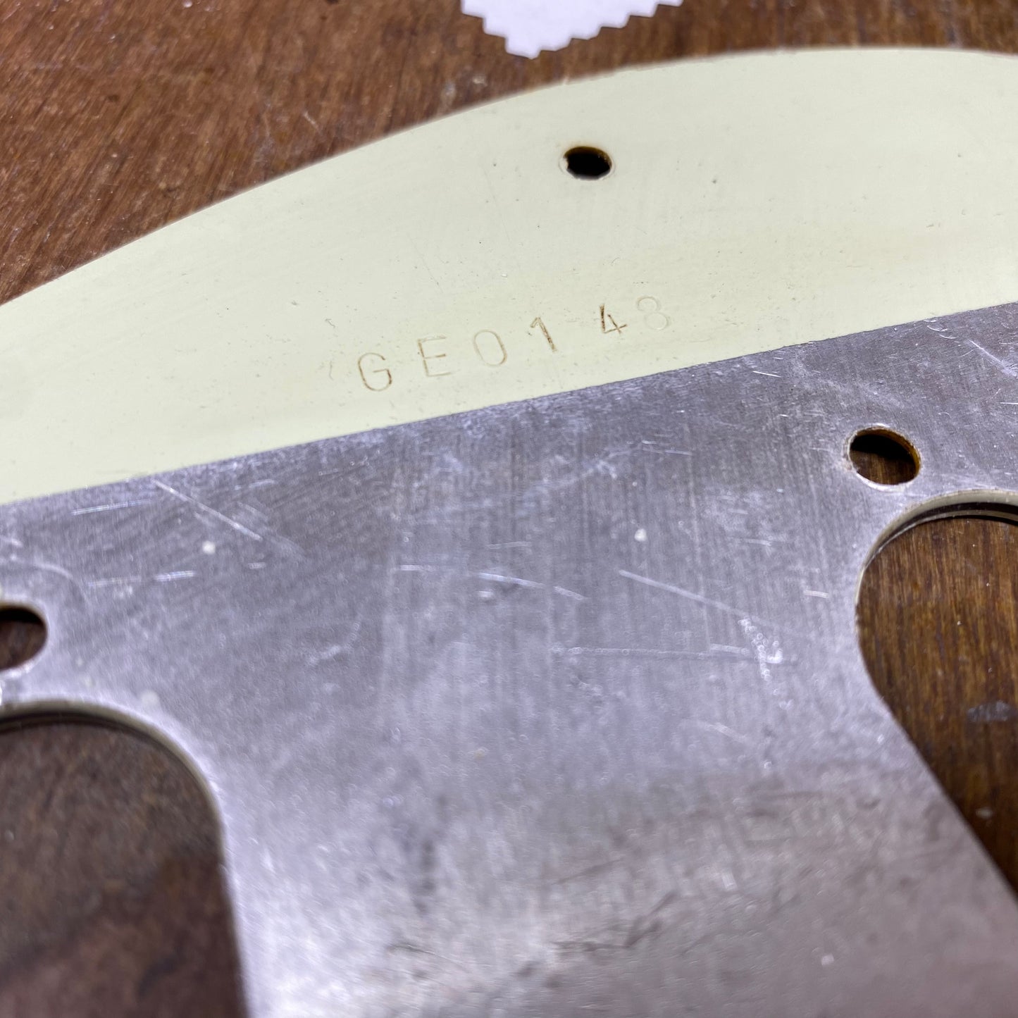 62 Scratchplate GE0148