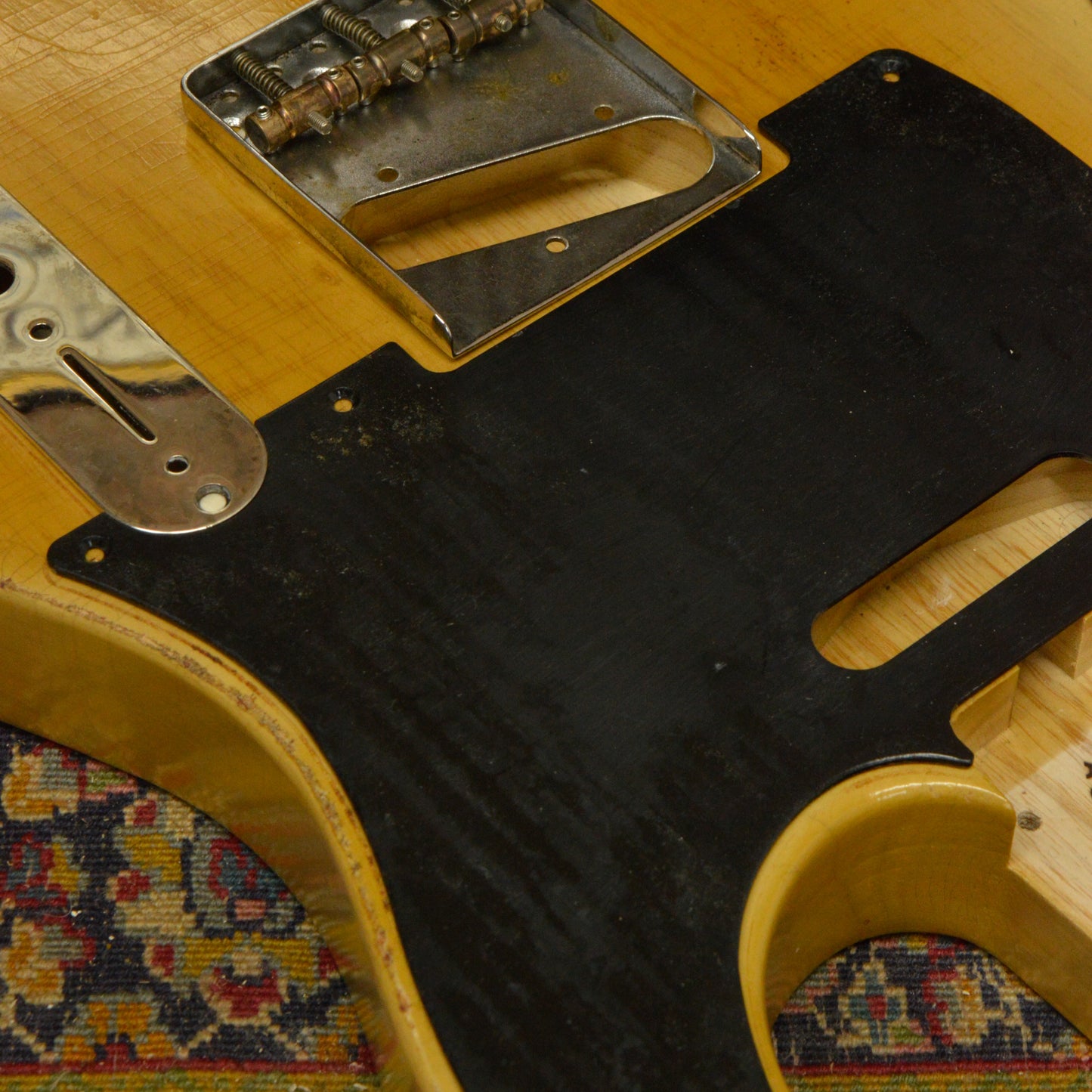 Blonde Burst TC Body, Bakelite Pickguard & Hardware GE0391