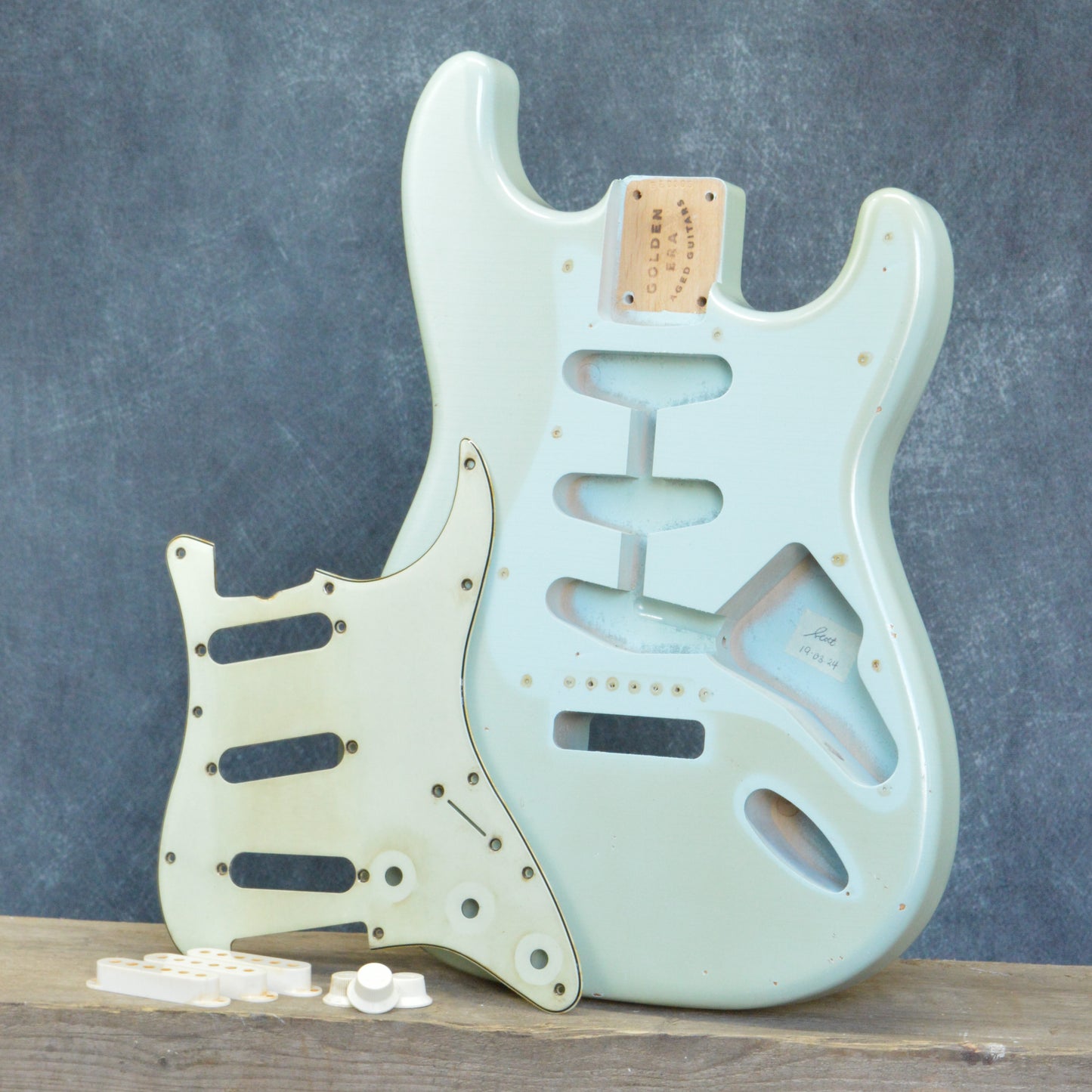 Sonic Blue SC Body and Aged Plastics GE0385