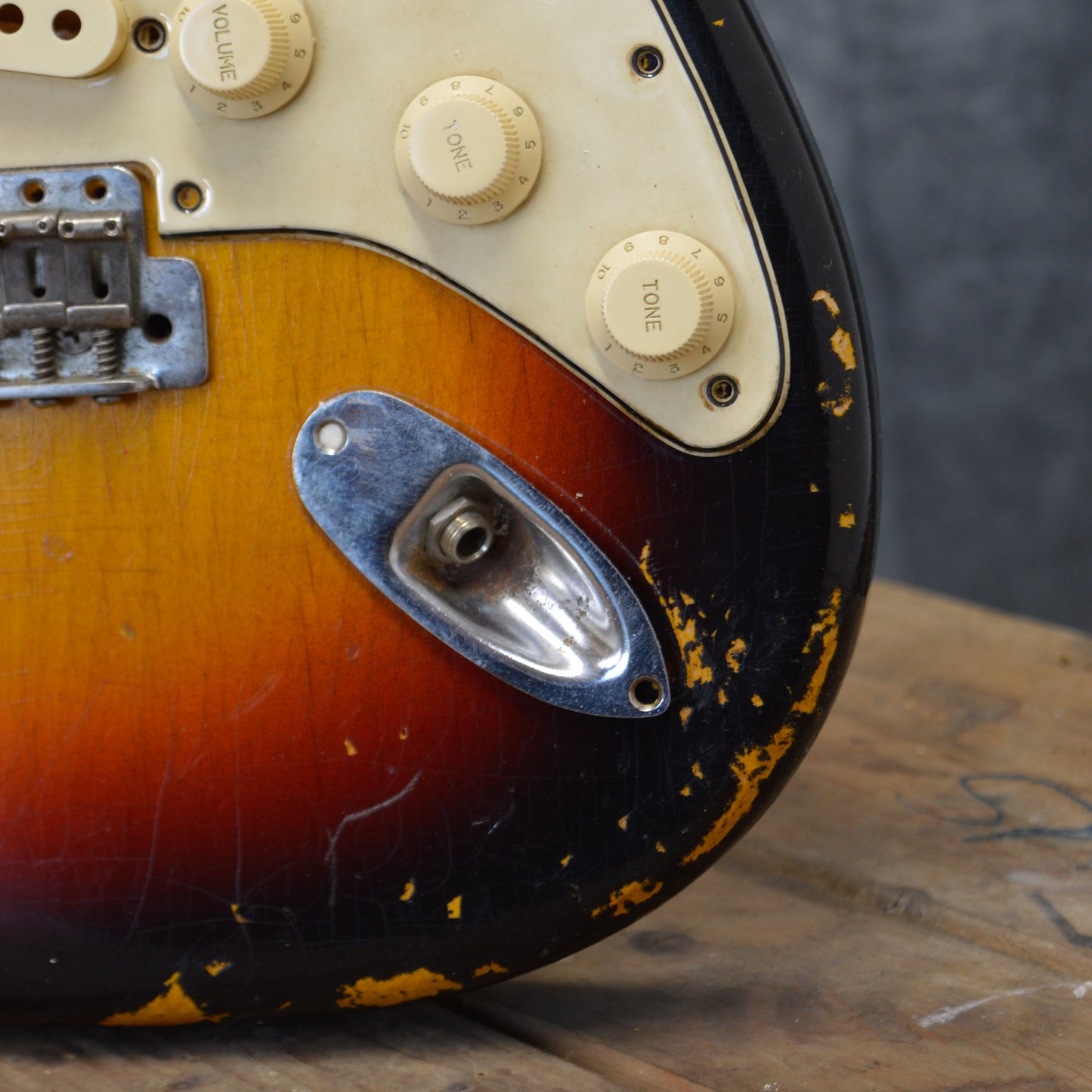 3 Tone Sunburst SC Body GE0350