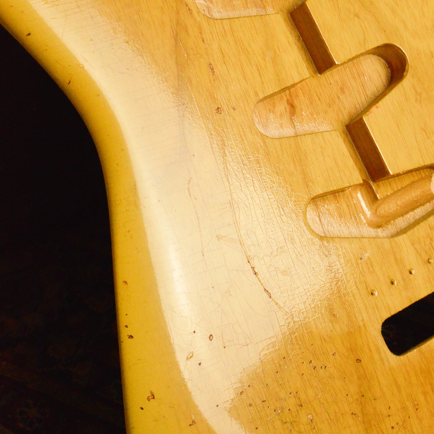 Blonde Burst Swamp Ash SC Body GE0439