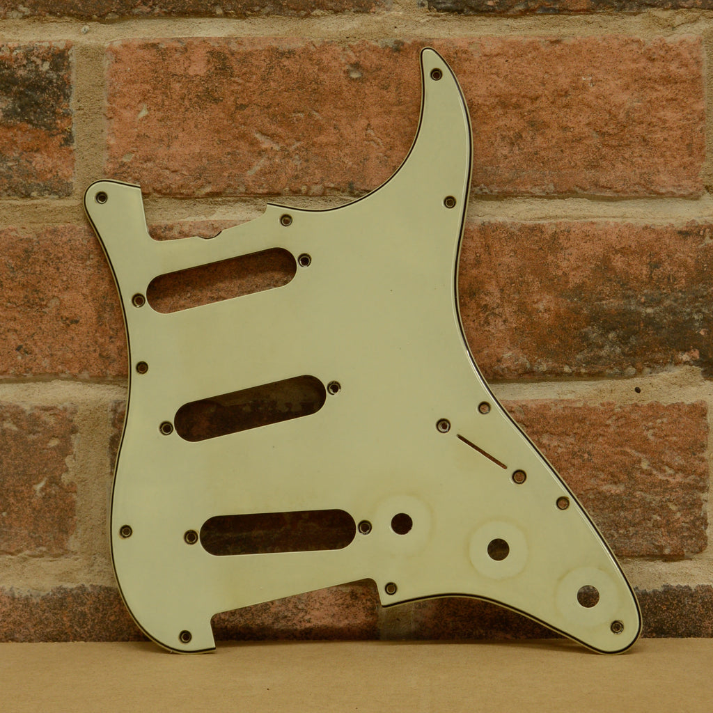 62 Spec Scratchplate Grey'd Mint GE0475