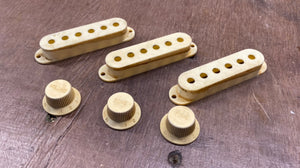 SC Knobs and Pickup Covers - Nicotine'd