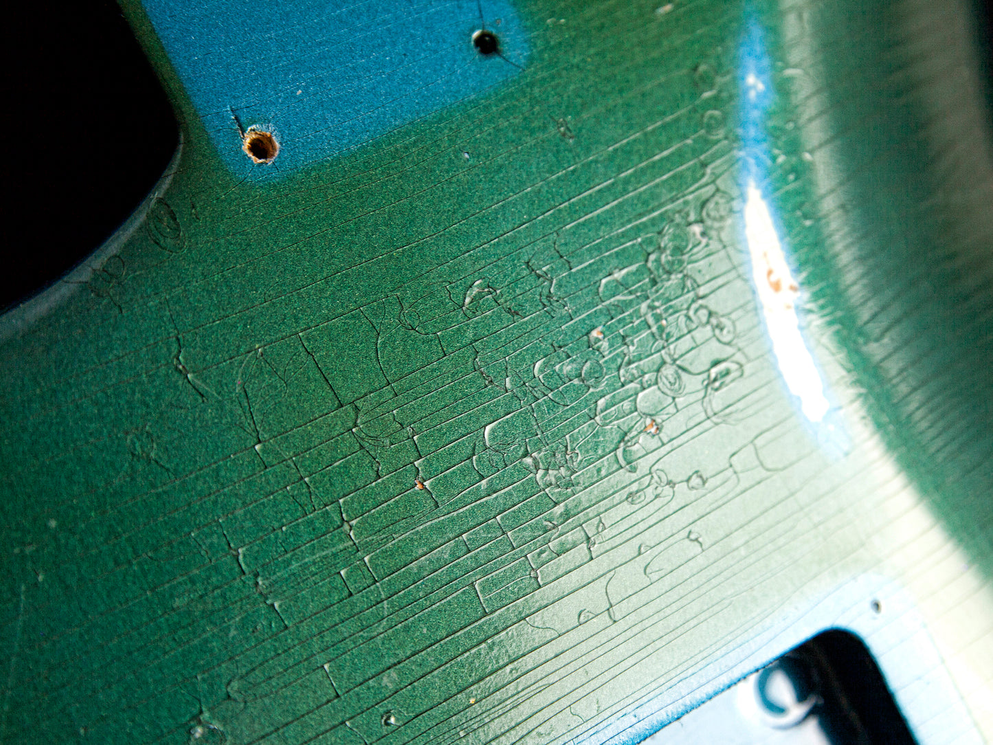 Lake Placid Blue S Body GE0222 and Scratchplate