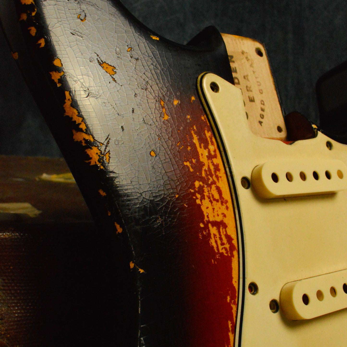 3 Tone Sunburst UV Faded SC Body GE0445