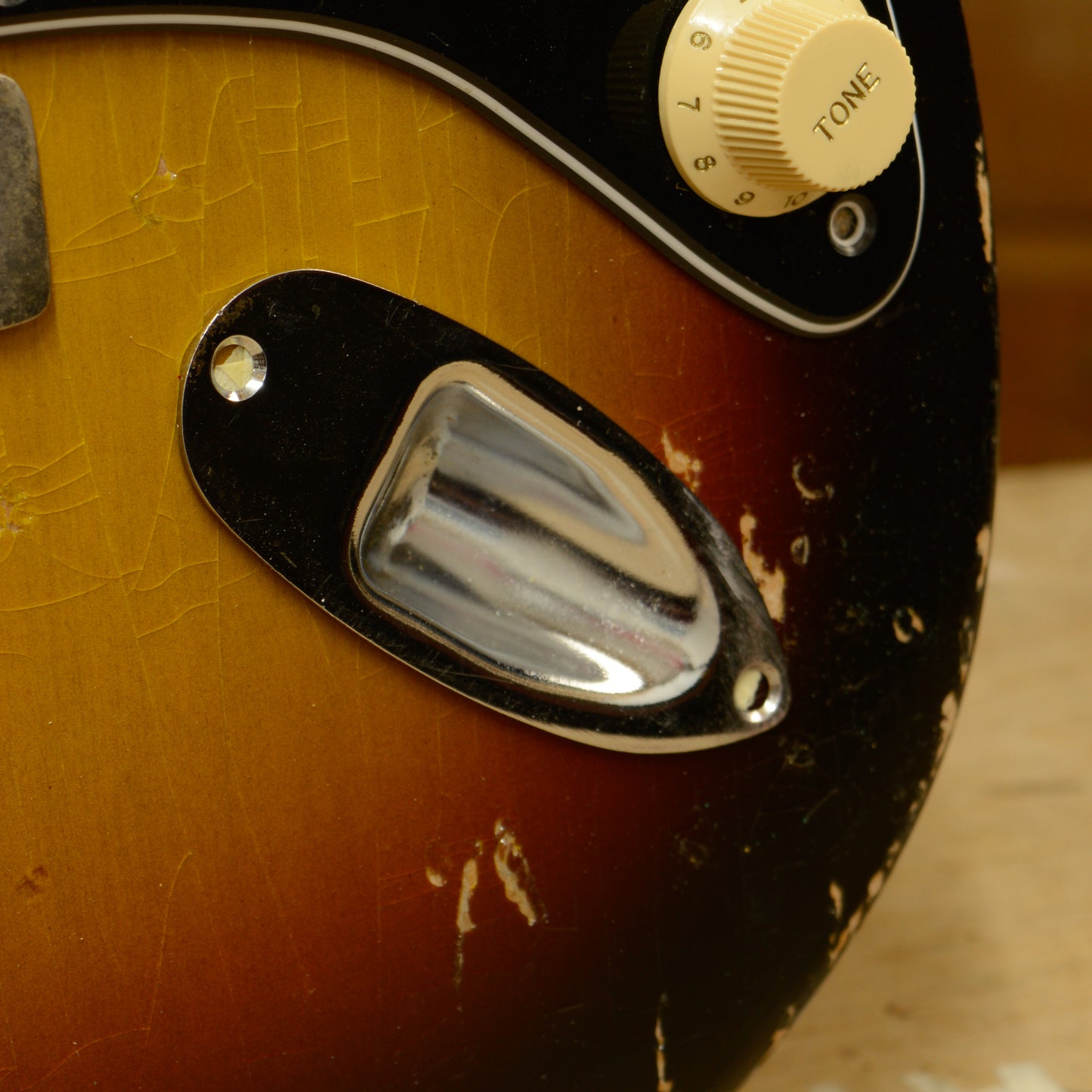 3 Tone Sunburst SC Body GE0671