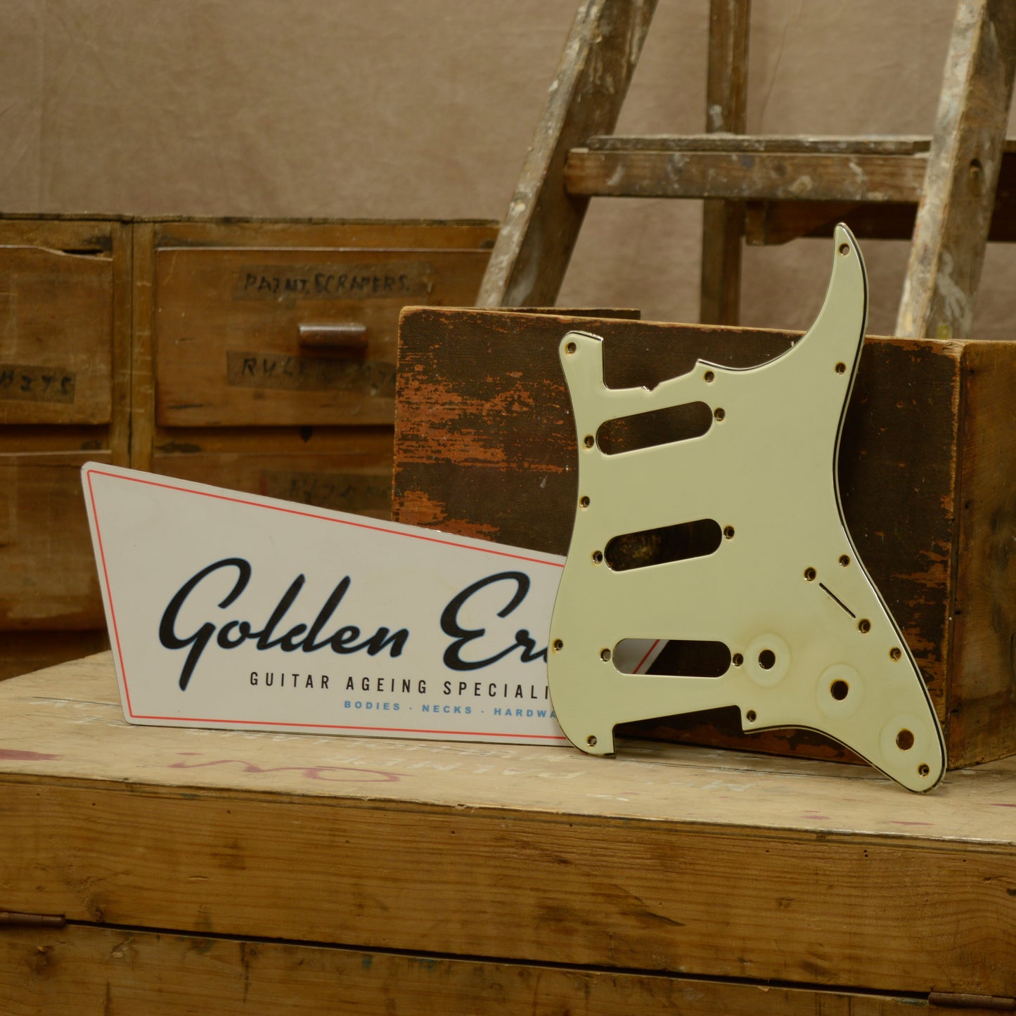 '62 Spec Grey'd Mint Scratchplate GE0691