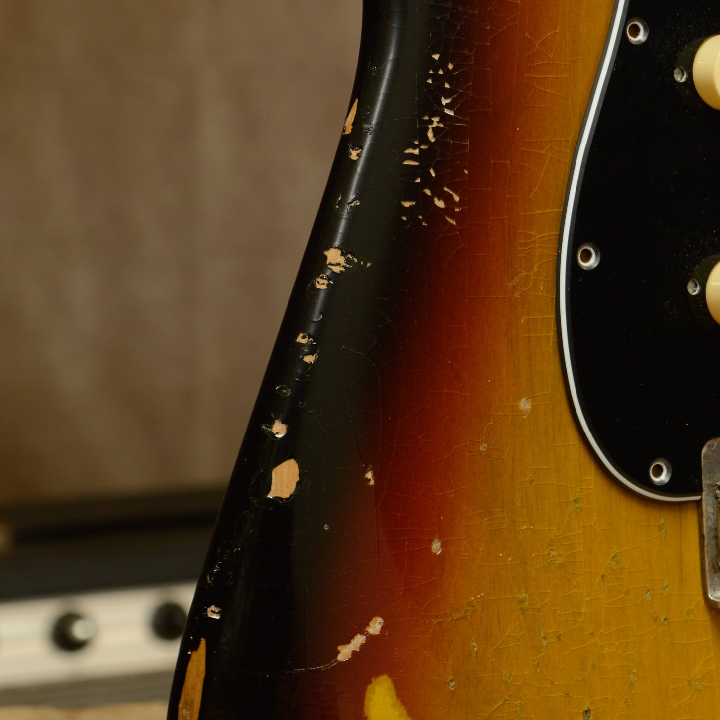 3 Tone Sunburst SC Body GE0671
