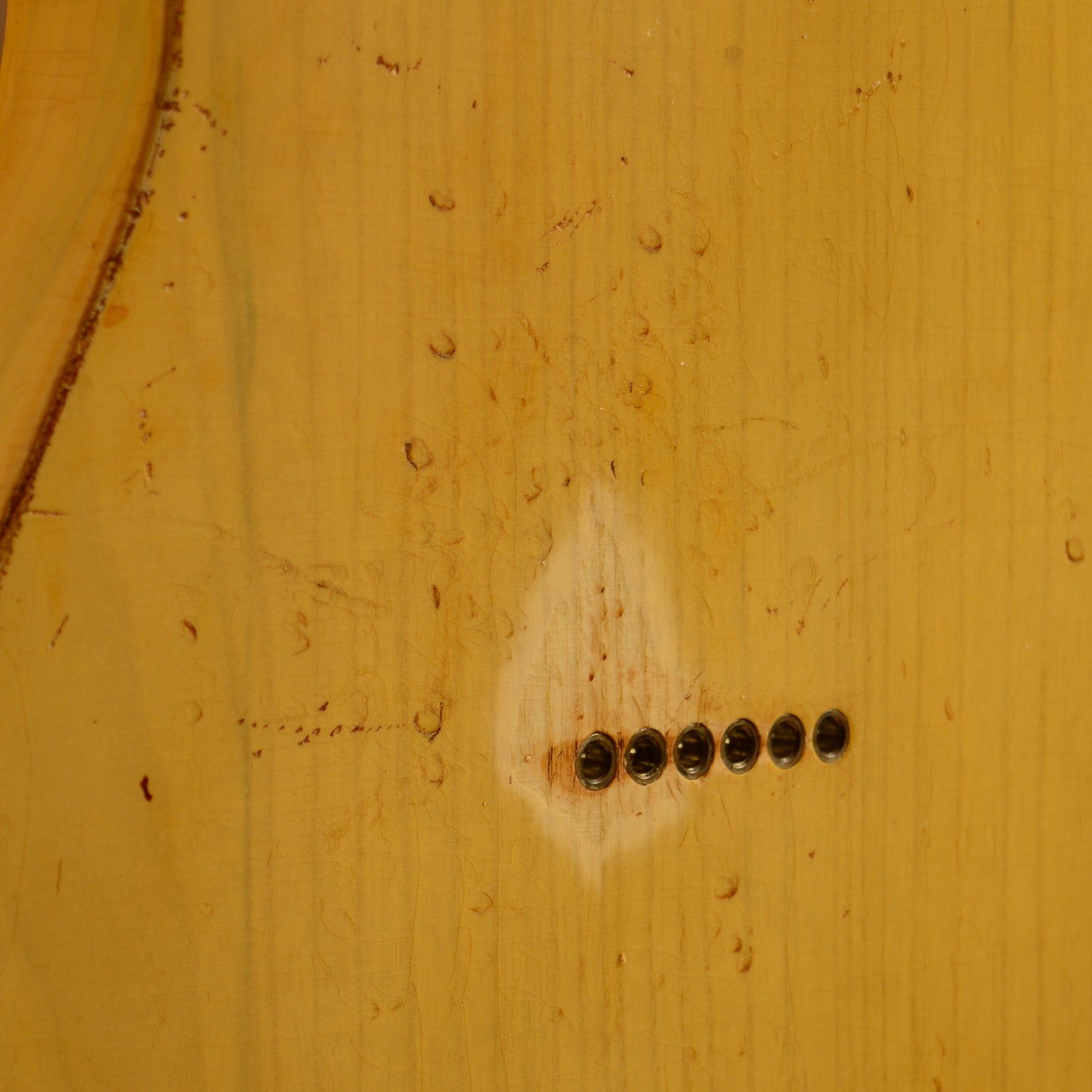 1 Piece Swamp Ash TC Body, Pickguard & Hardware