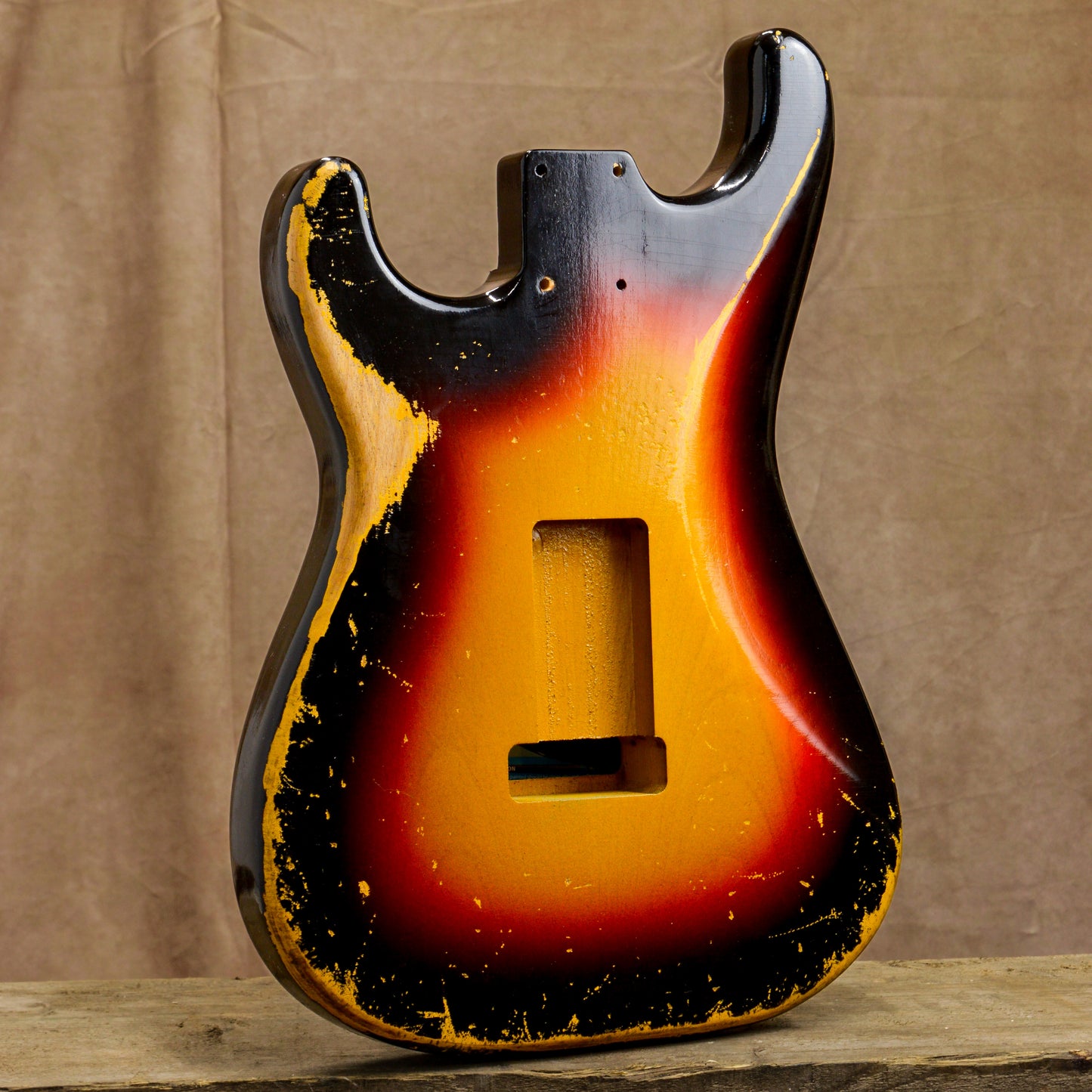 3 Tone Sunburst SC Body GE0355