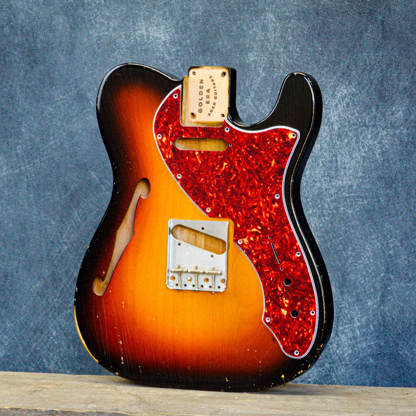 Sunburst Thinline Body GE0347