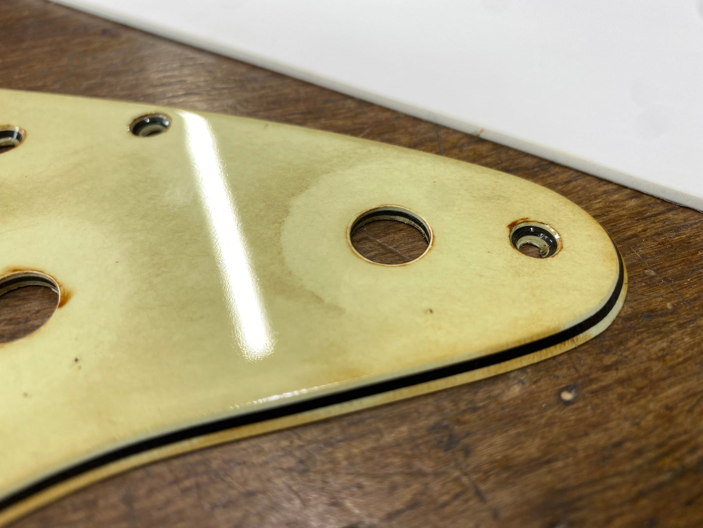 Aged "Mint" Scratchplate GE0228