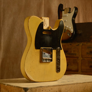 1 Piece Swamp Ash TC Body, Pickguard & Hardware