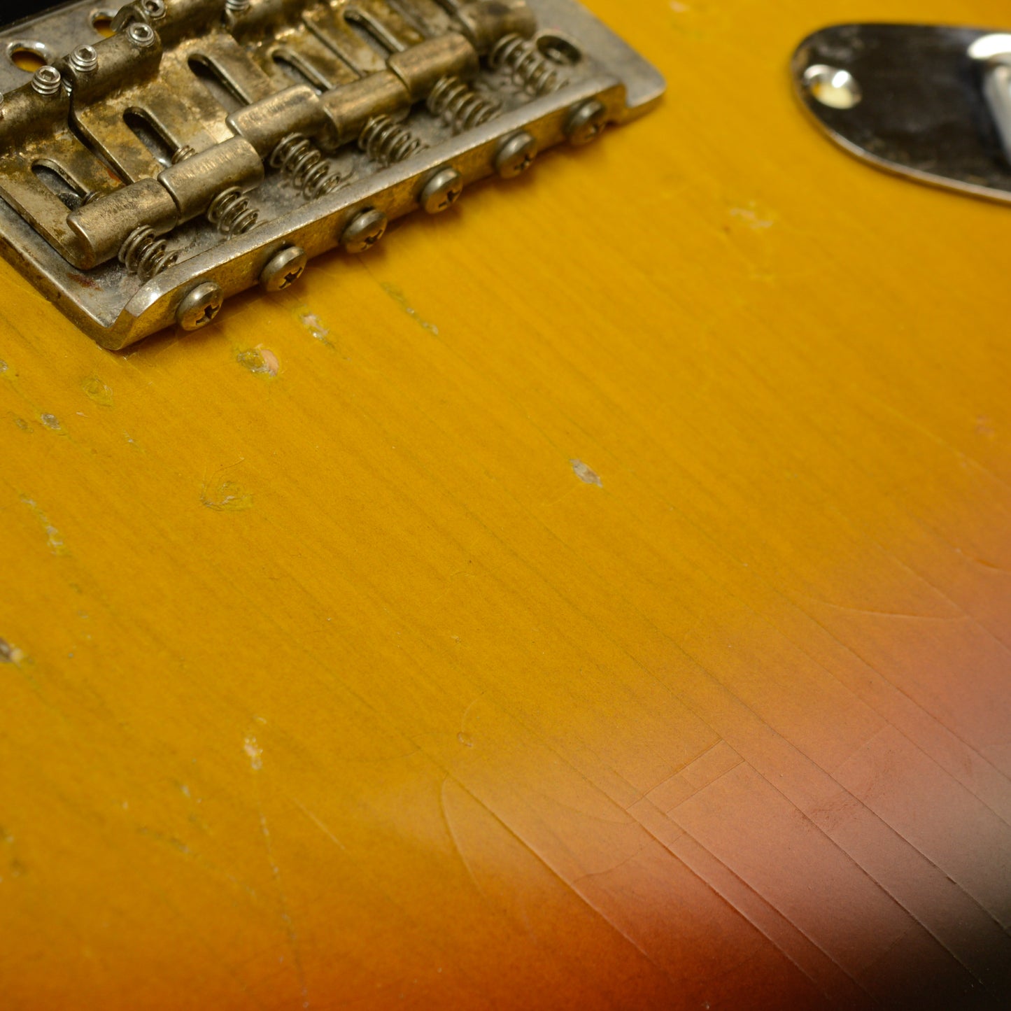 3 Tone Sunburst SC Body GE0671