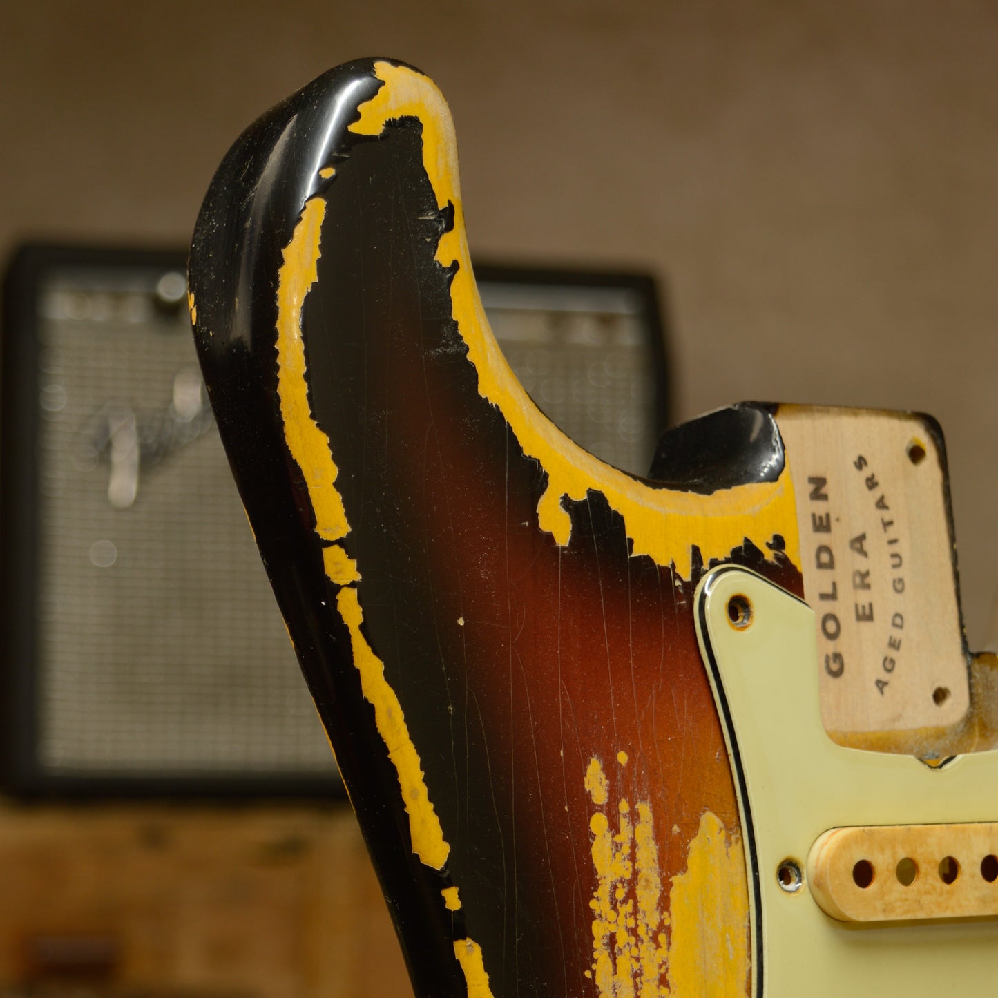 Lightweight 3 Tone Sunburst SC Body GE0694