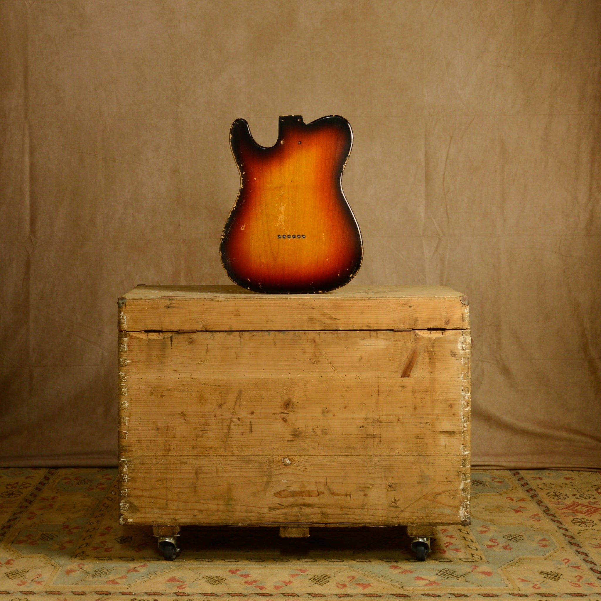 Faded Sunburst TC Body & Pickguard GE0631