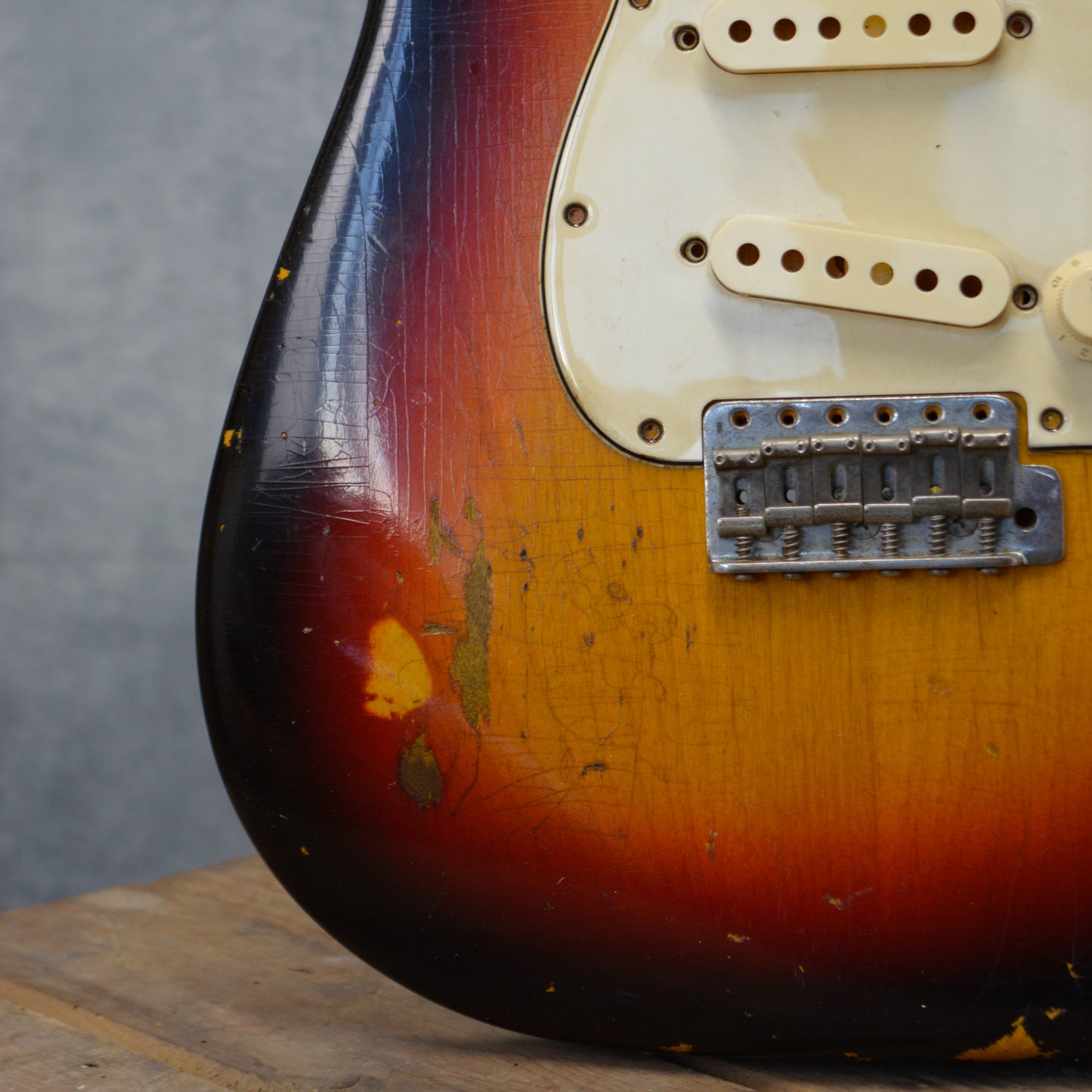 3 Tone Sunburst SC Body GE0350