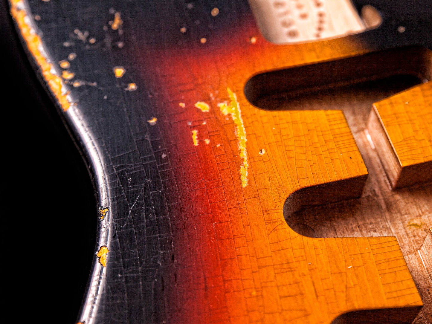 3 Tone Sunburst SC Body GE0268