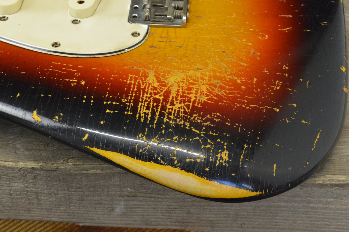 3 Tone Sunburst SC Body GE0384
