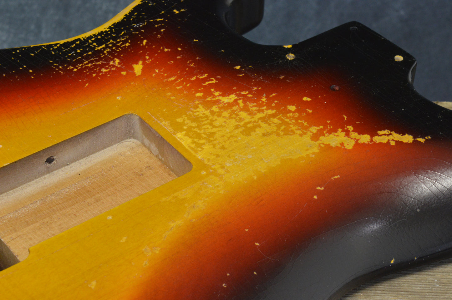 3 Tone Sunburst SC Body GE0384