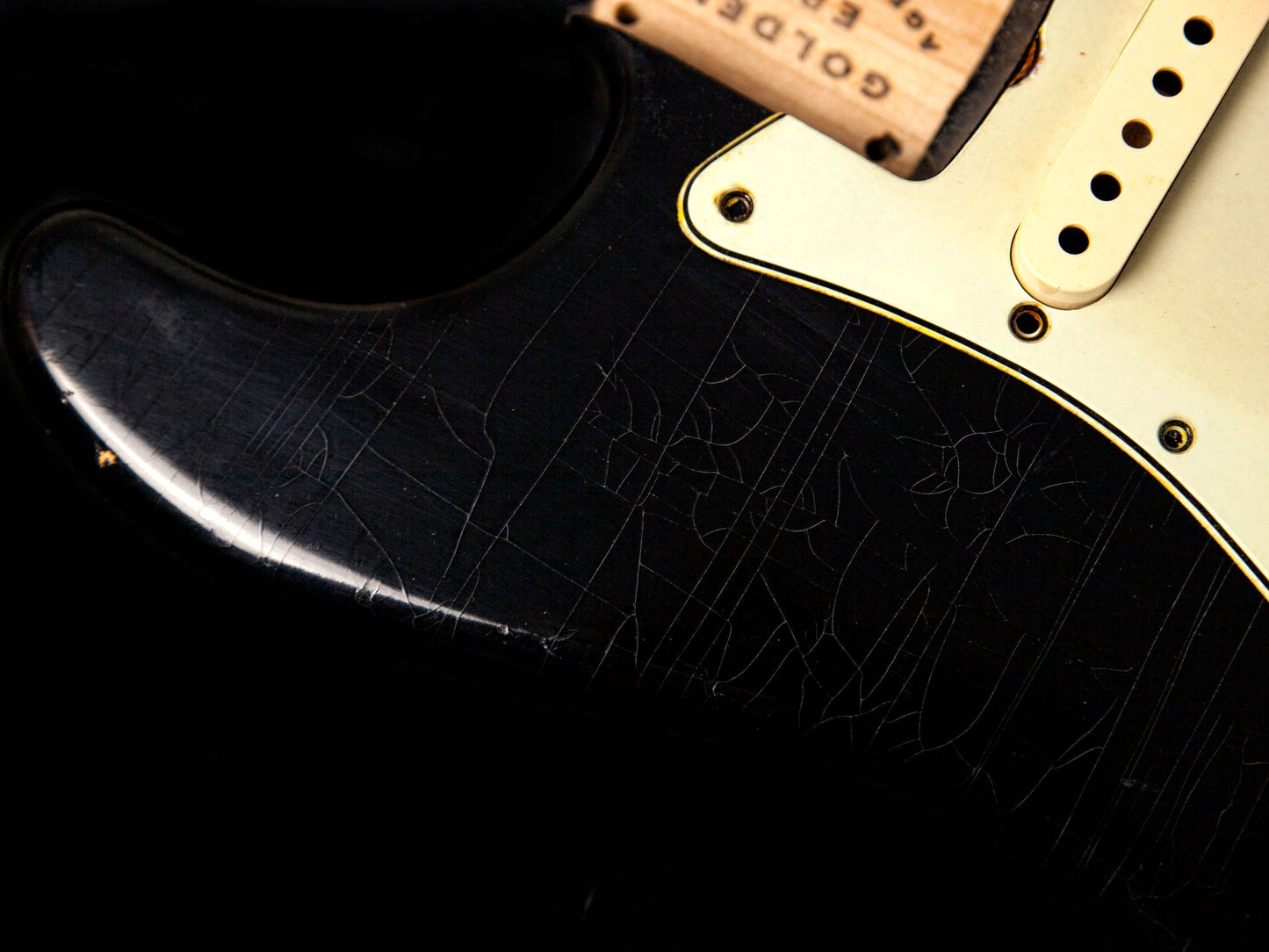 Black S Body and Scratchplate GE0236