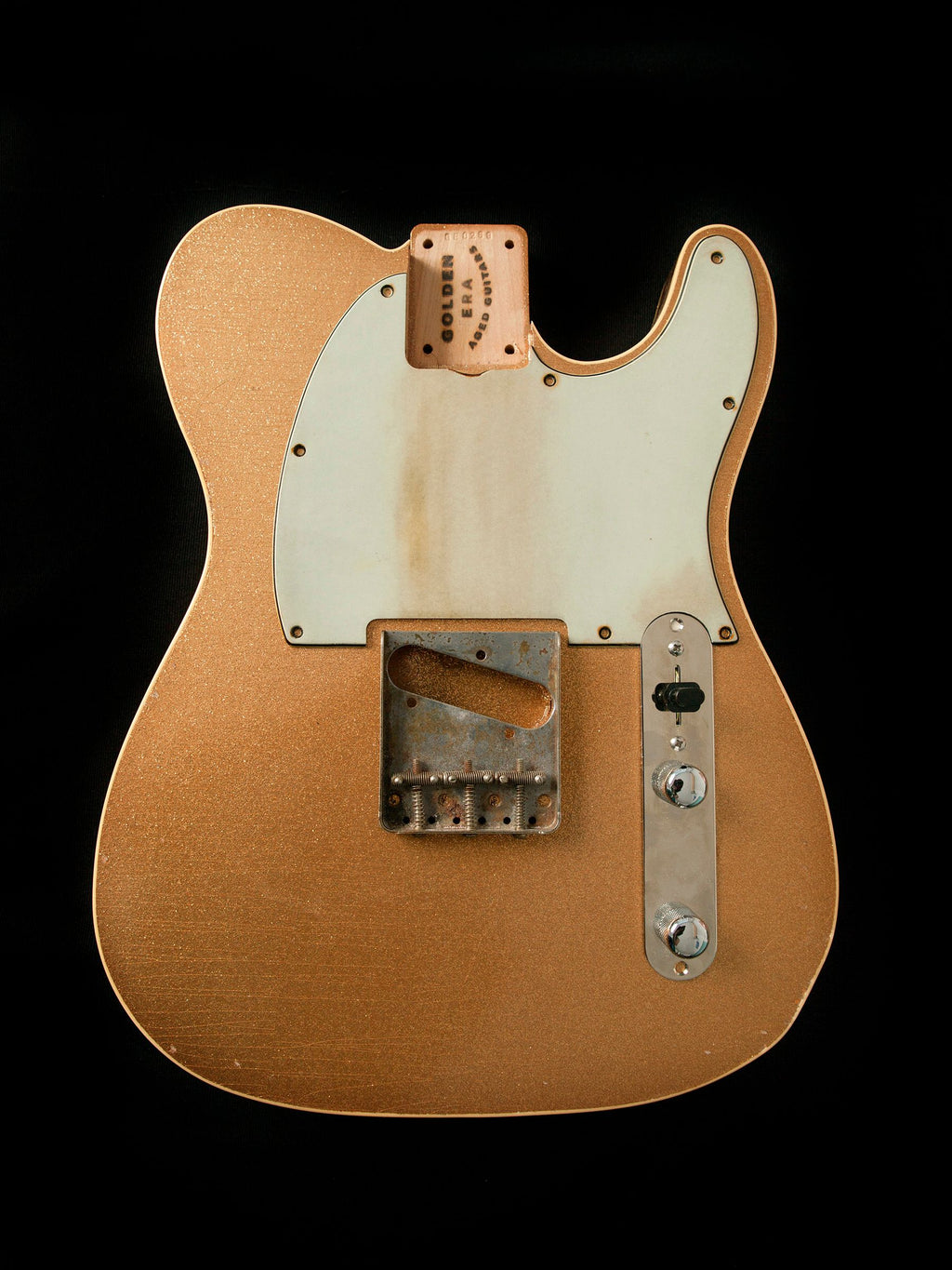 Gold Flake DB Body GE0269