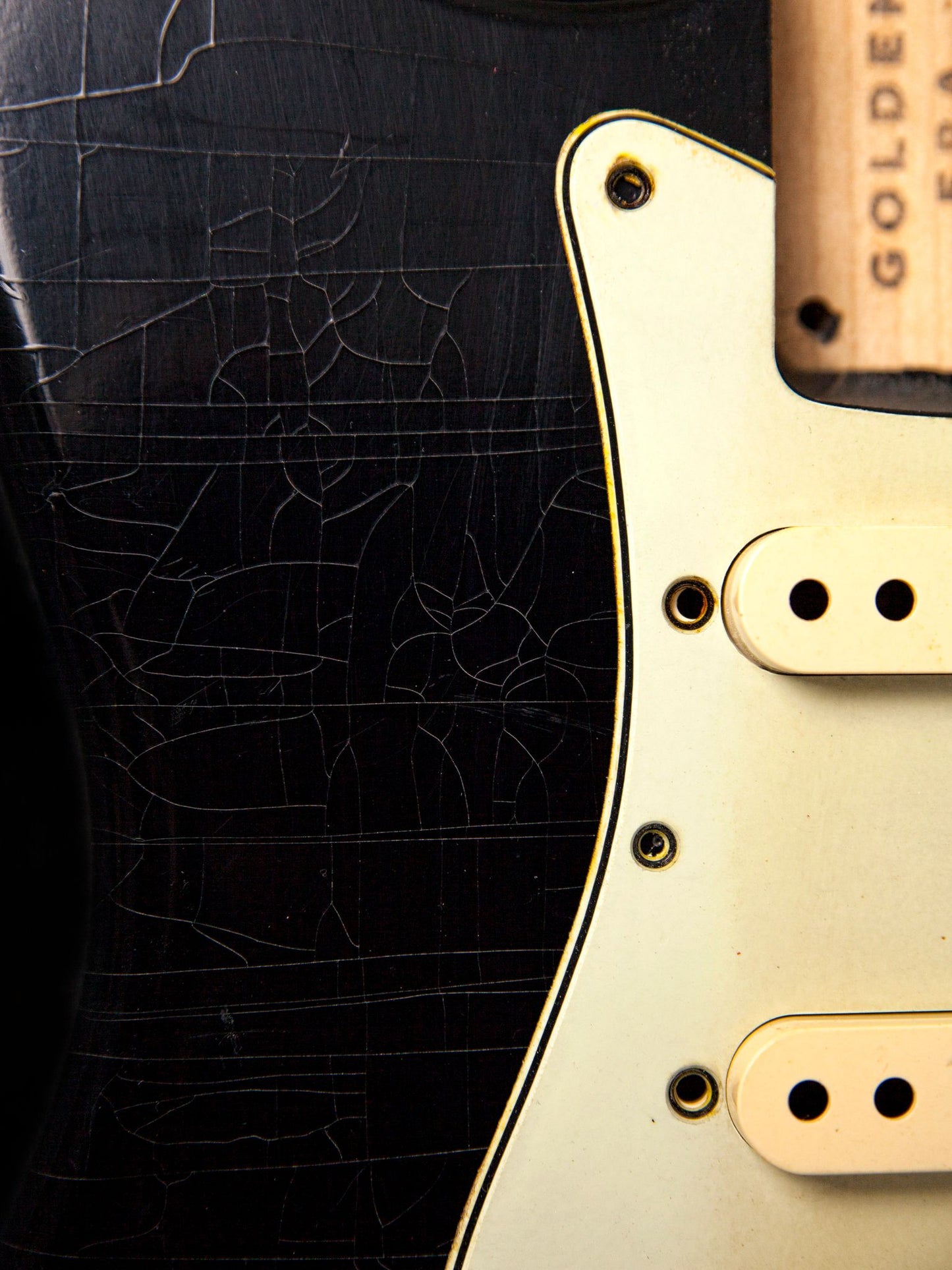 Black S Body and Scratchplate GE0236