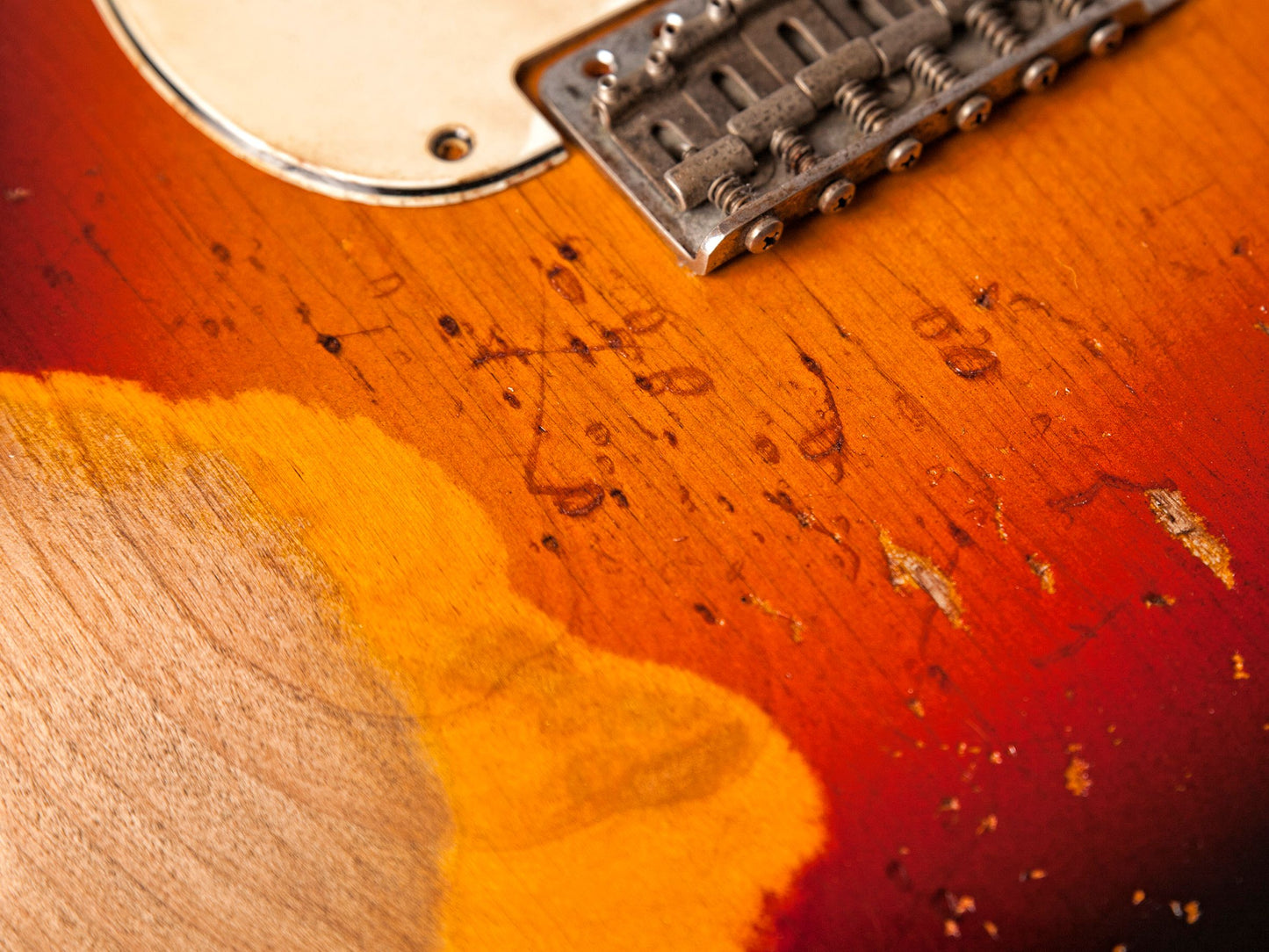 3 Tone Sunburst SC Body GE0335