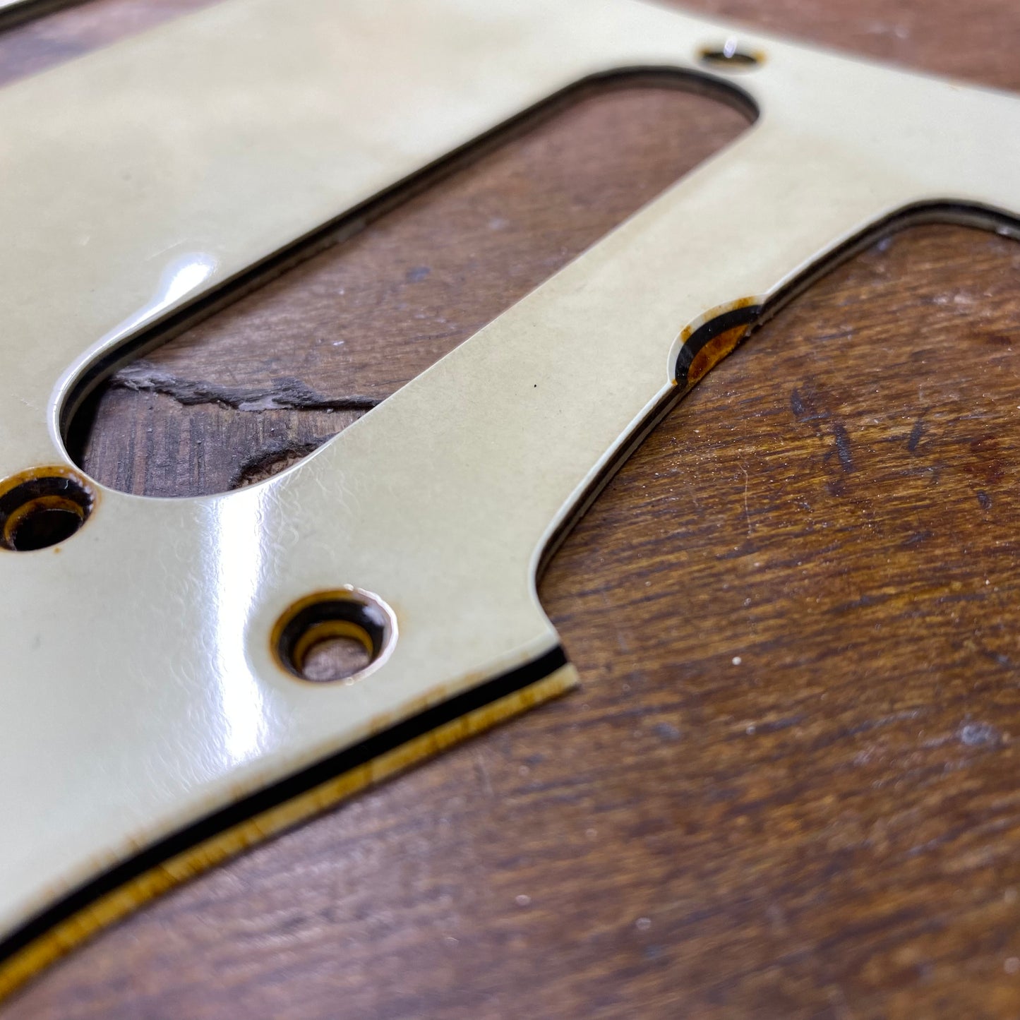 62 Scratchplate GE0148