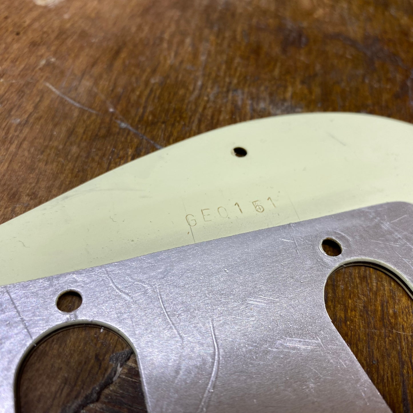 62 Scratchplate GE0151