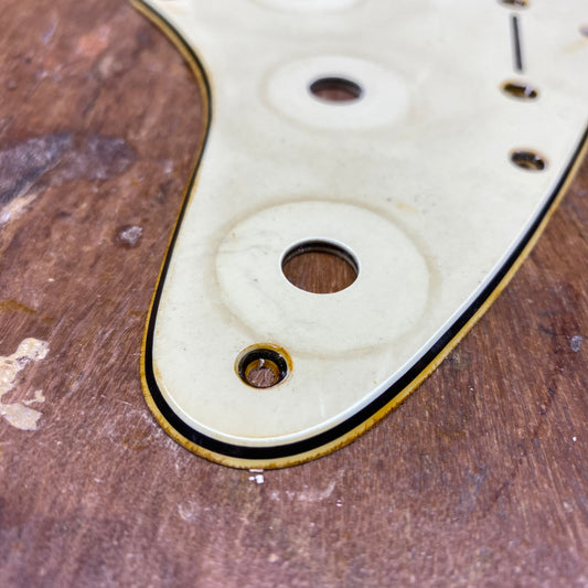 62 Scratchplate GE0148