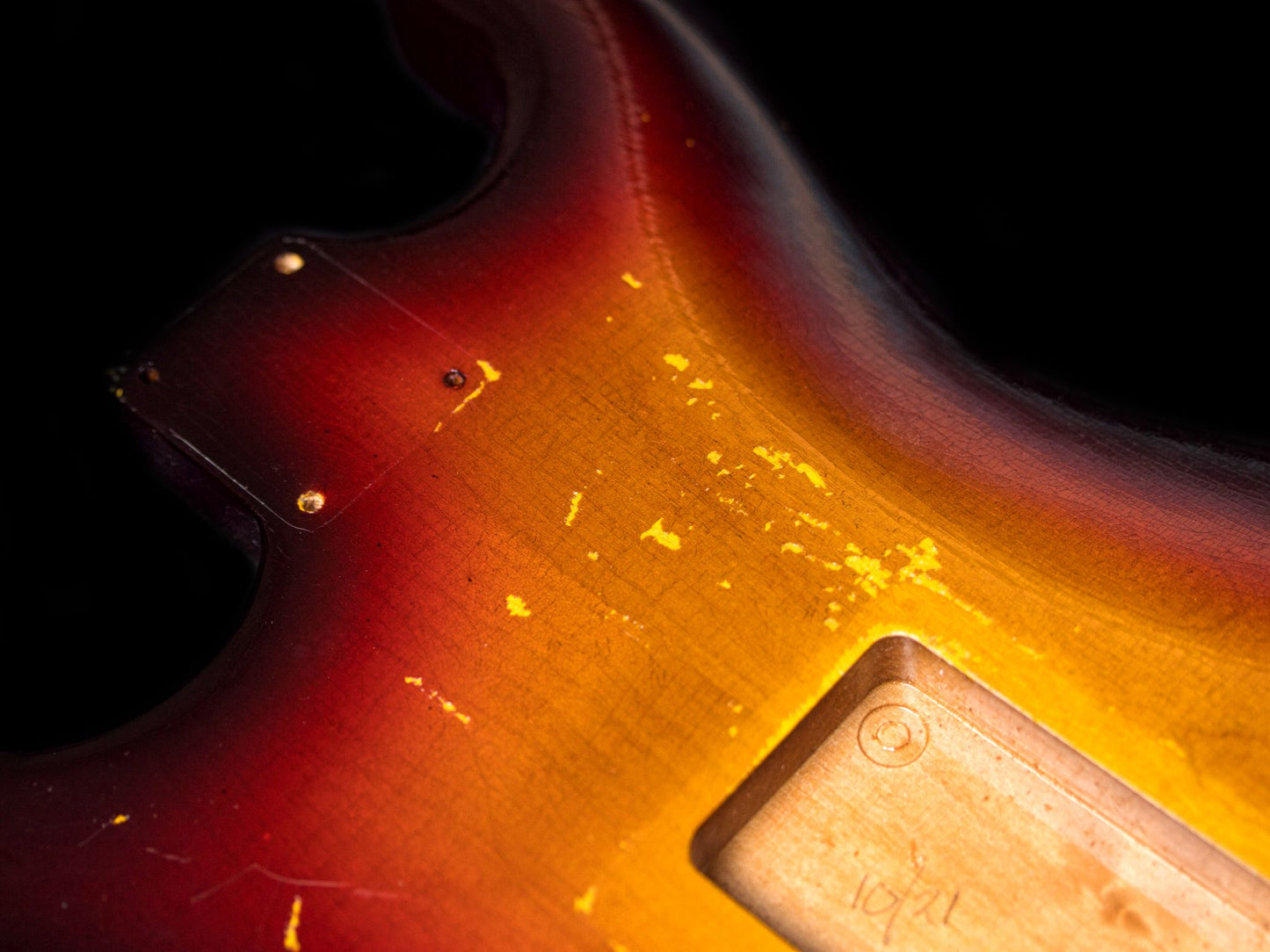 3 Tone Sunburst SC Body GE0075