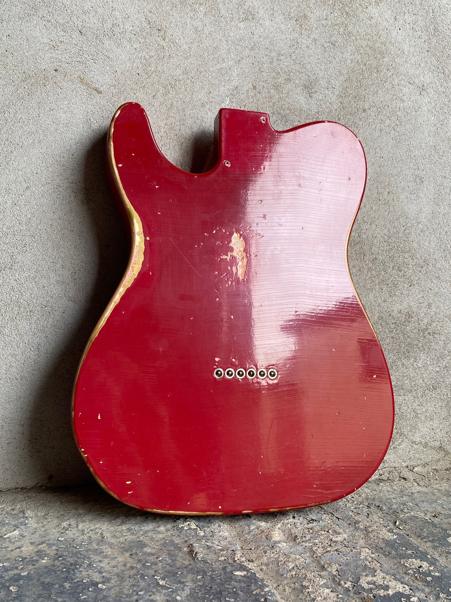 Dakota Red over Gold Paisley TC Body GE0107