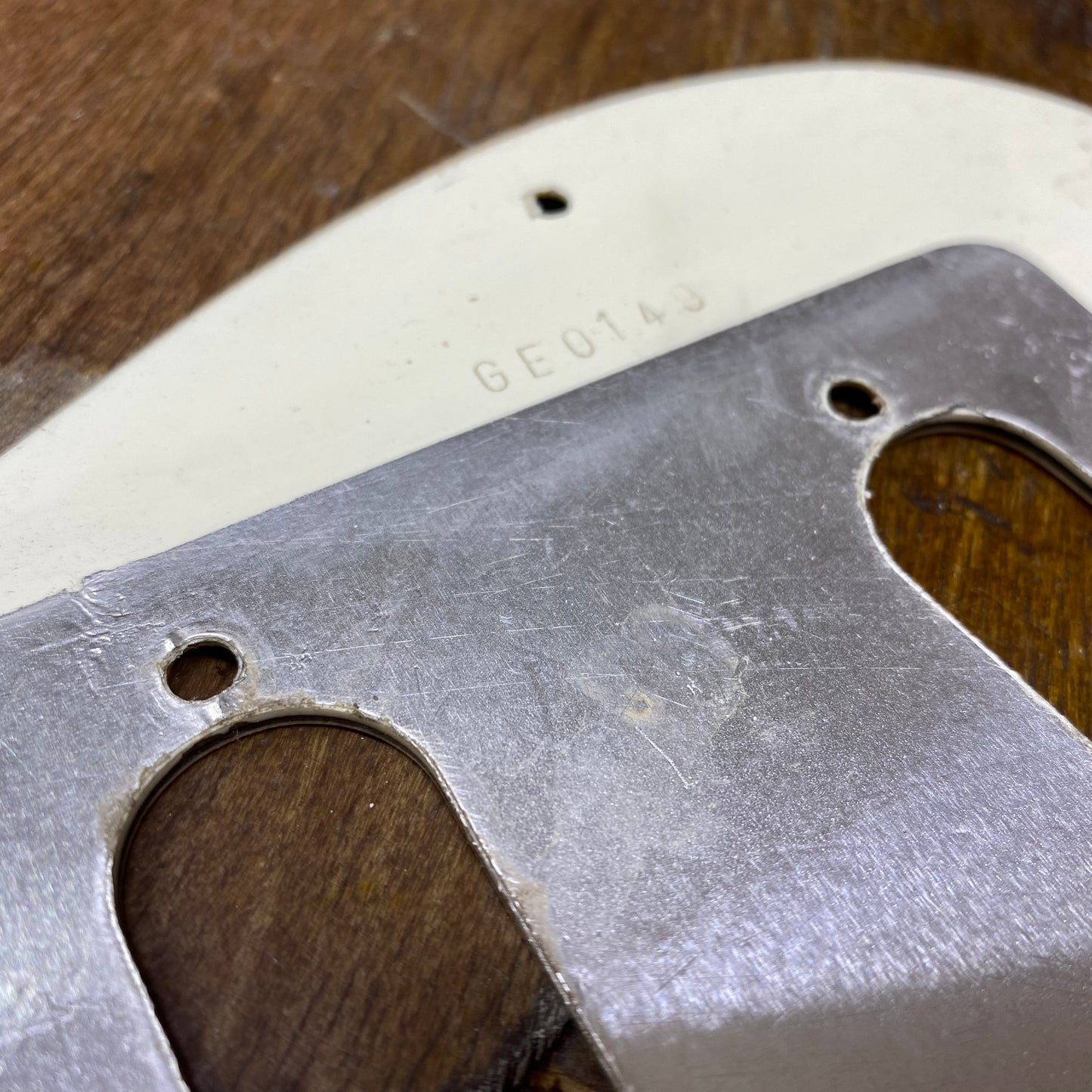 62 Scratchplate GE0149