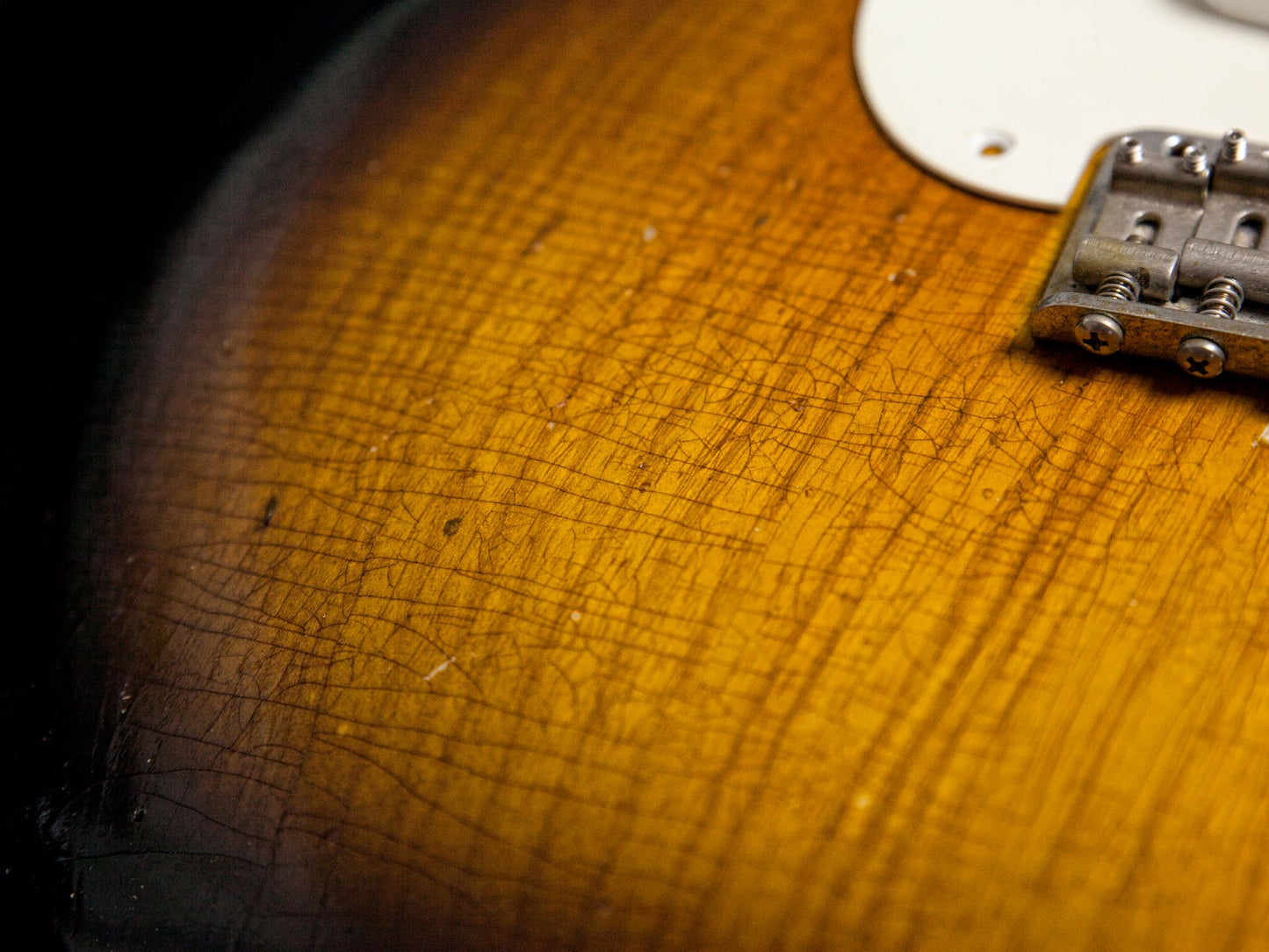 2 Tone Sunburst SC Body GE0178