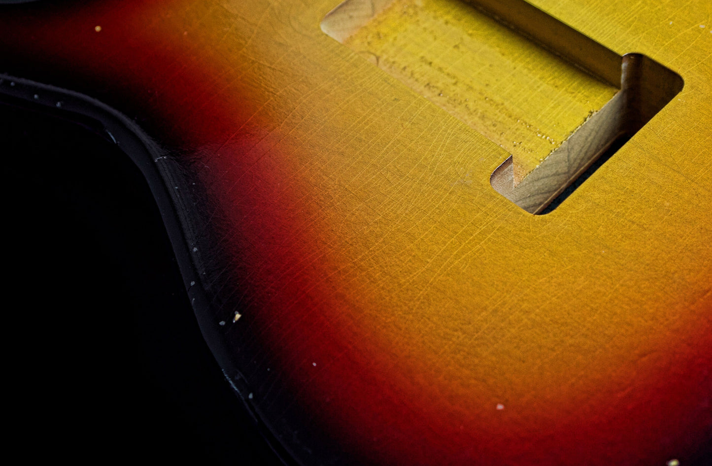 3 Tone Sunburst SC Body GE0060
