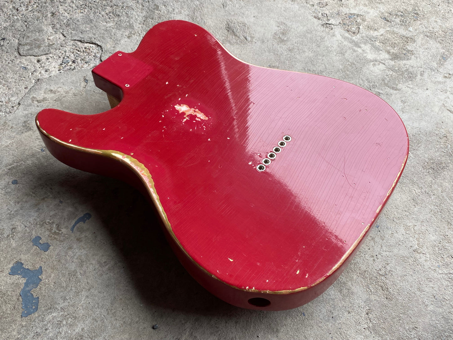 Dakota Red over Gold Paisley TC Body GE0107