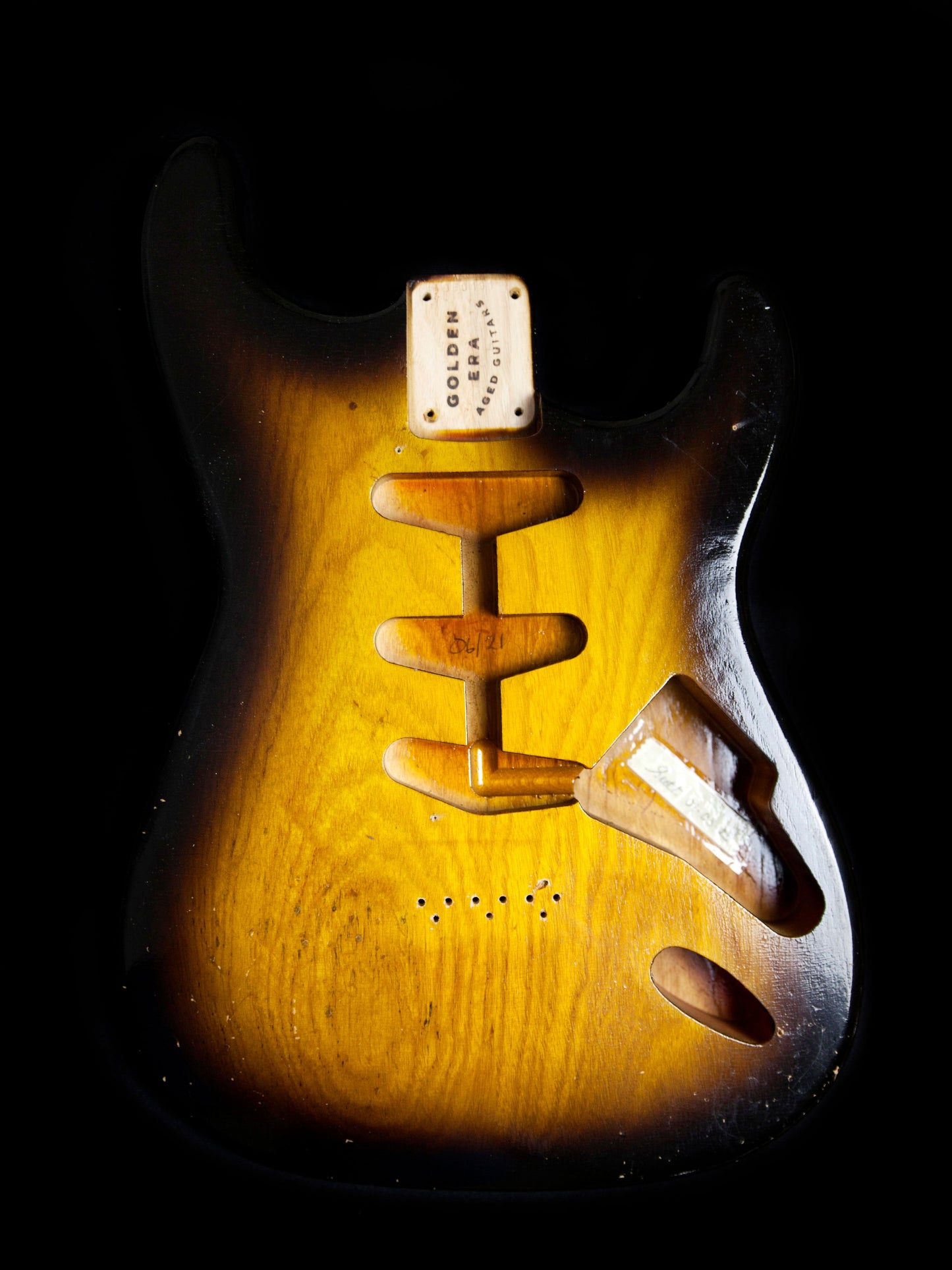 2 Tone Sunburst Swamp Ash Hardtail SC Body GE0191