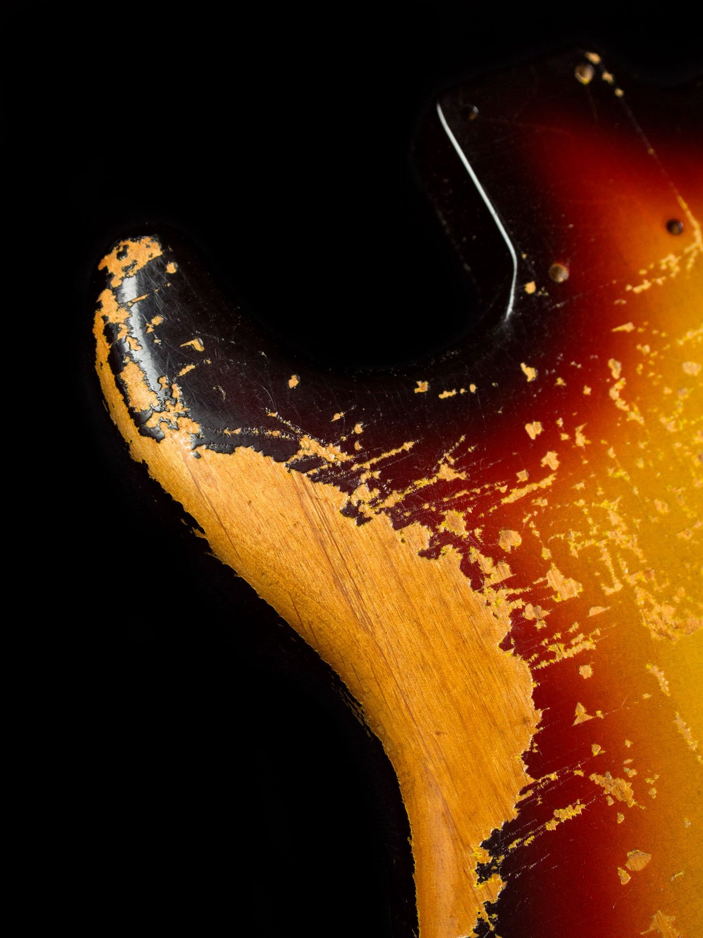 3 Tone Sunburst Body GE0081