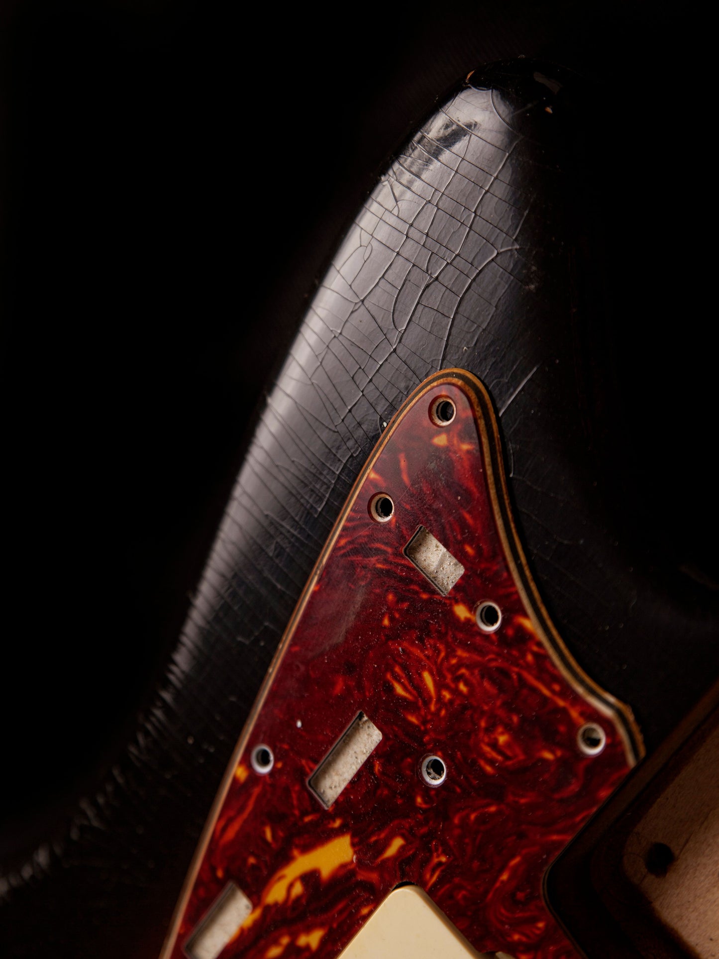 3 Tone Sunburst JM Body GE0200