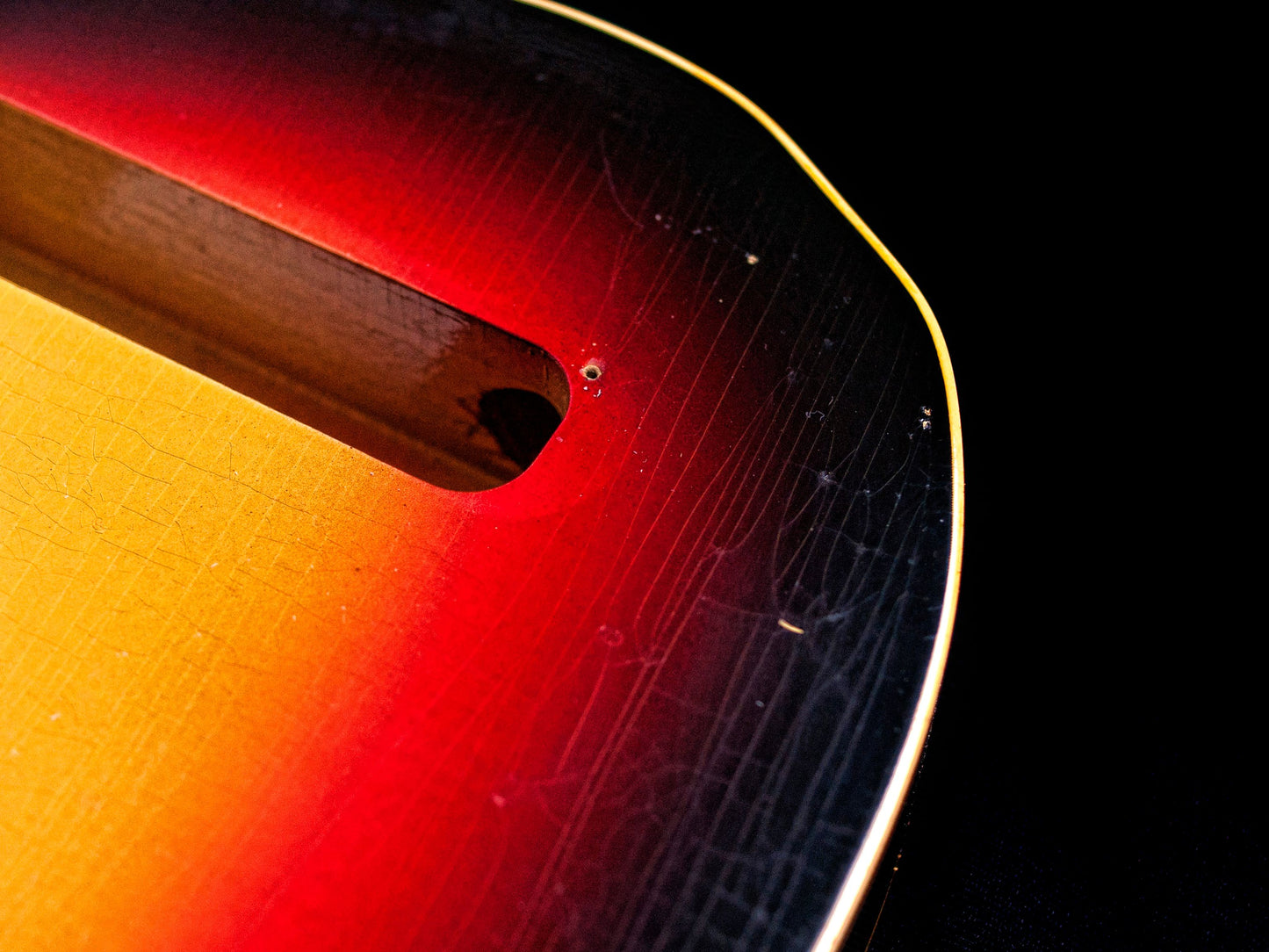 3 Tone Sunburst Double Bound TC Body GE0102
