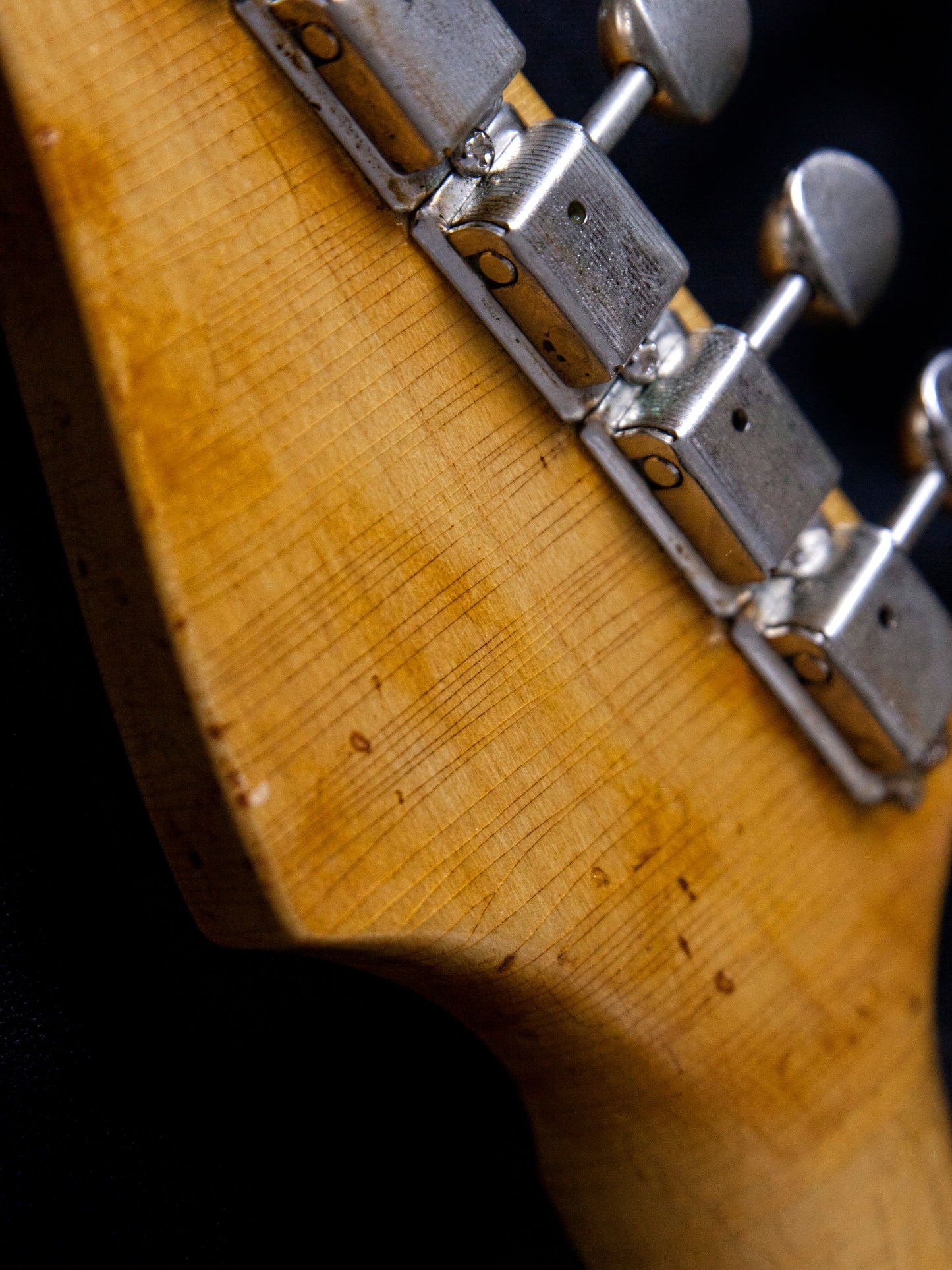 3 Tone Sunburst SC Body & Allparts Neck GE0186